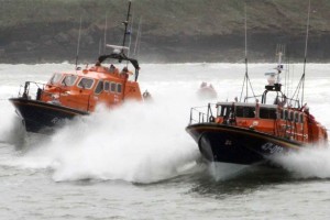 lifeboat-4711995